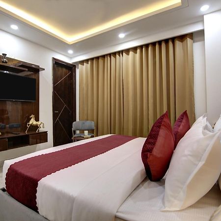 גורגאון Limewood Stay - Millennium Huda City Center מראה חיצוני תמונה