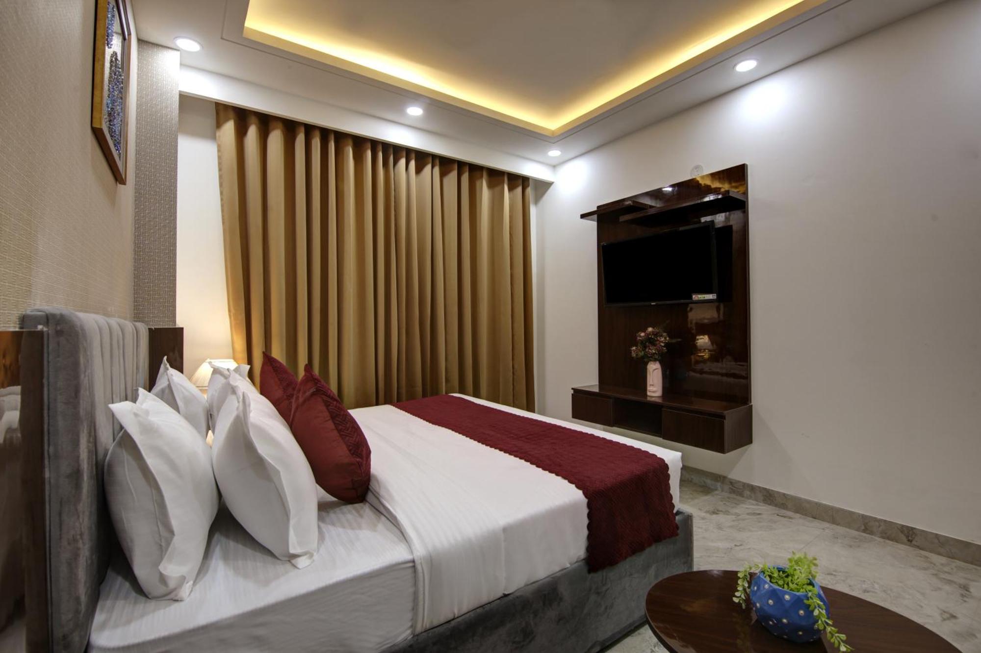 גורגאון Limewood Stay - Millennium Huda City Center מראה חיצוני תמונה
