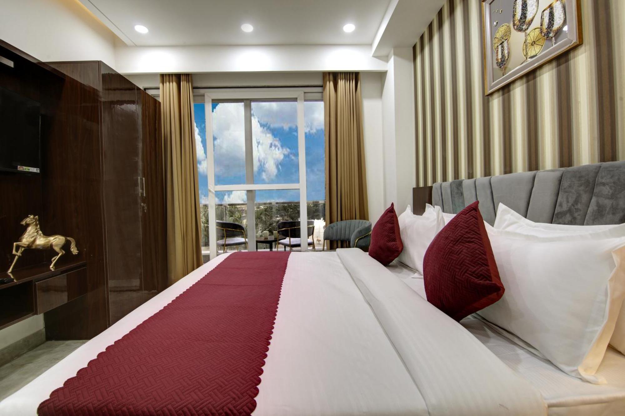 גורגאון Limewood Stay - Millennium Huda City Center מראה חיצוני תמונה
