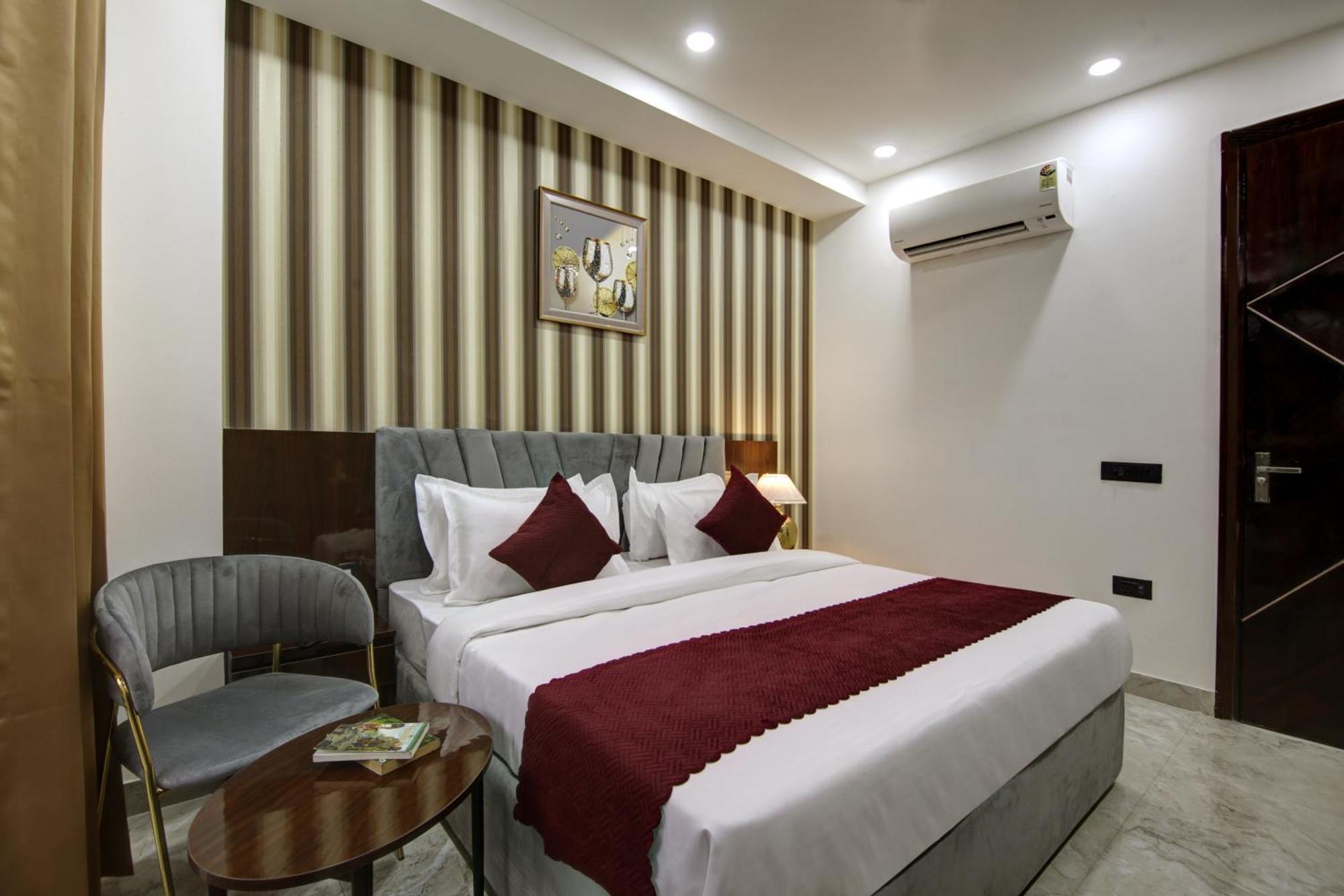 גורגאון Limewood Stay - Millennium Huda City Center מראה חיצוני תמונה